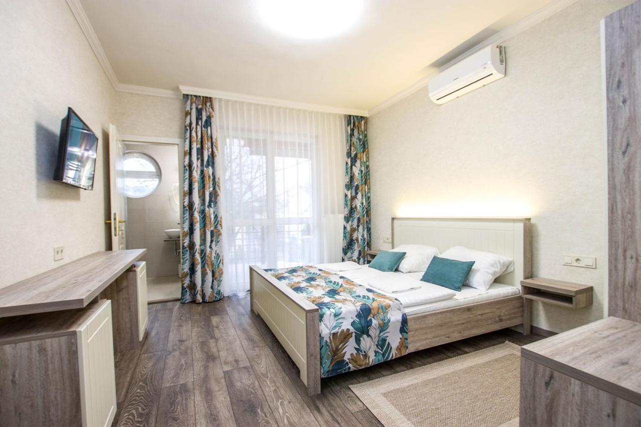 Jarja Panzio Hotel Hajduszoboszlo Bagian luar foto