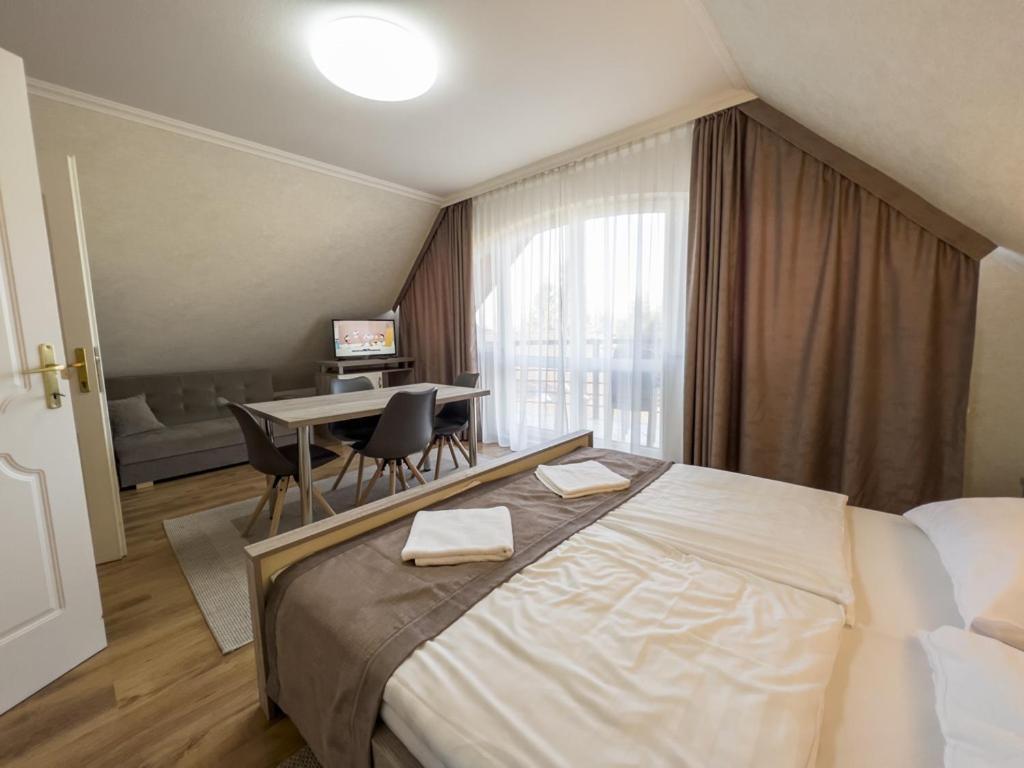 Jarja Panzio Hotel Hajduszoboszlo Bagian luar foto